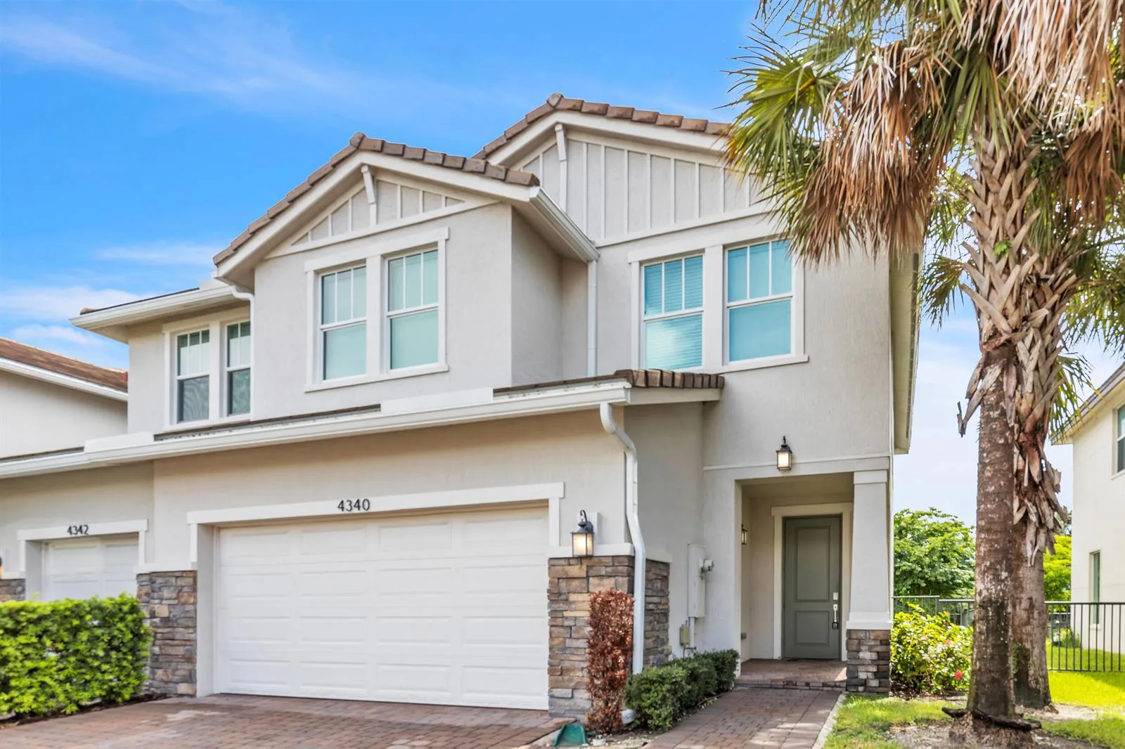 4340 Veleiros Avenue, Deerfield Beach, FL 33064