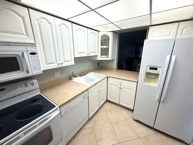 10040 Meridian Way N # 103, Palm Beach Gardens, FL 33410 photo 2
