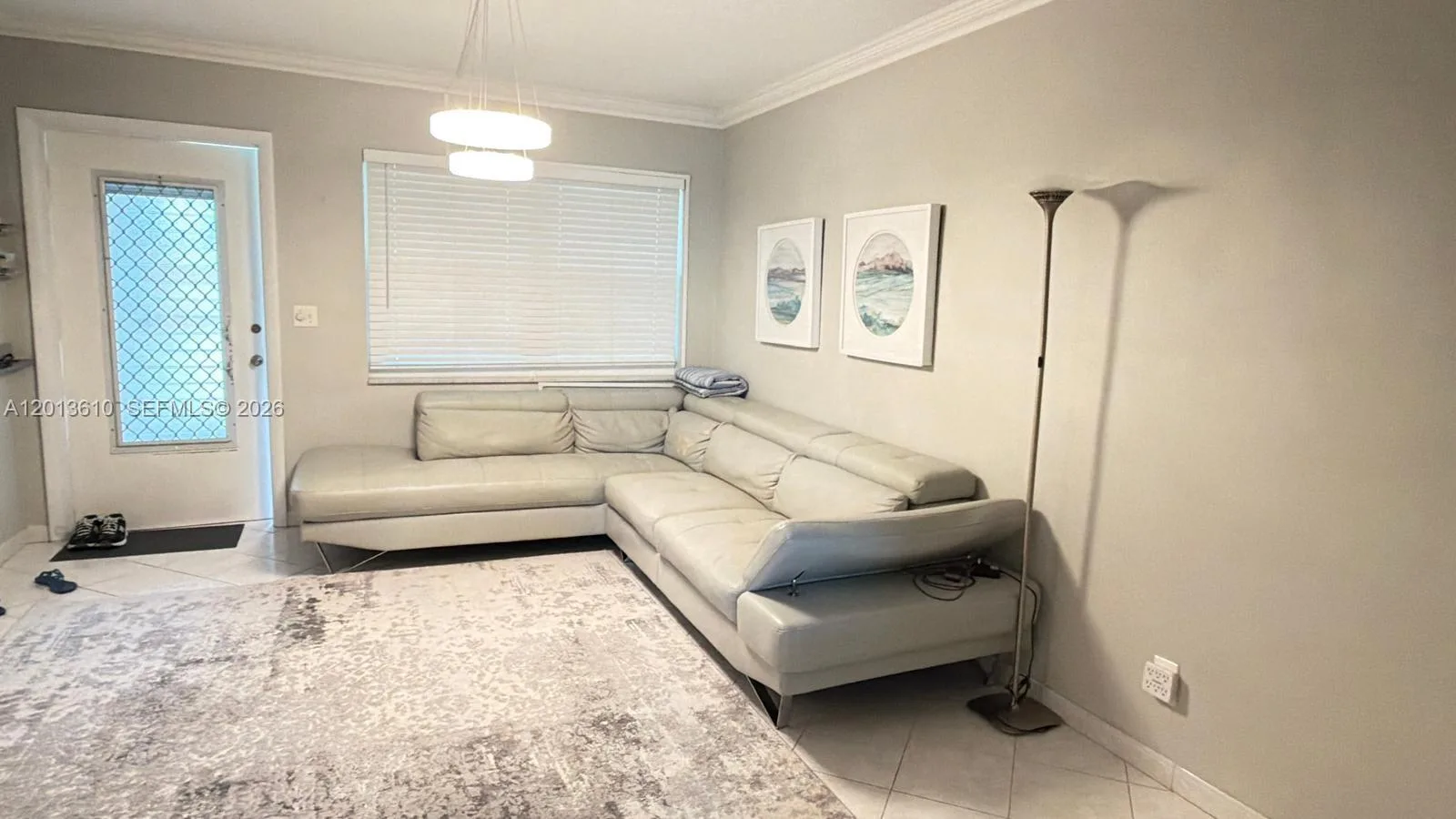 580 Egret Dr # 211, Hallandale Beach, FL 33009 photo 2