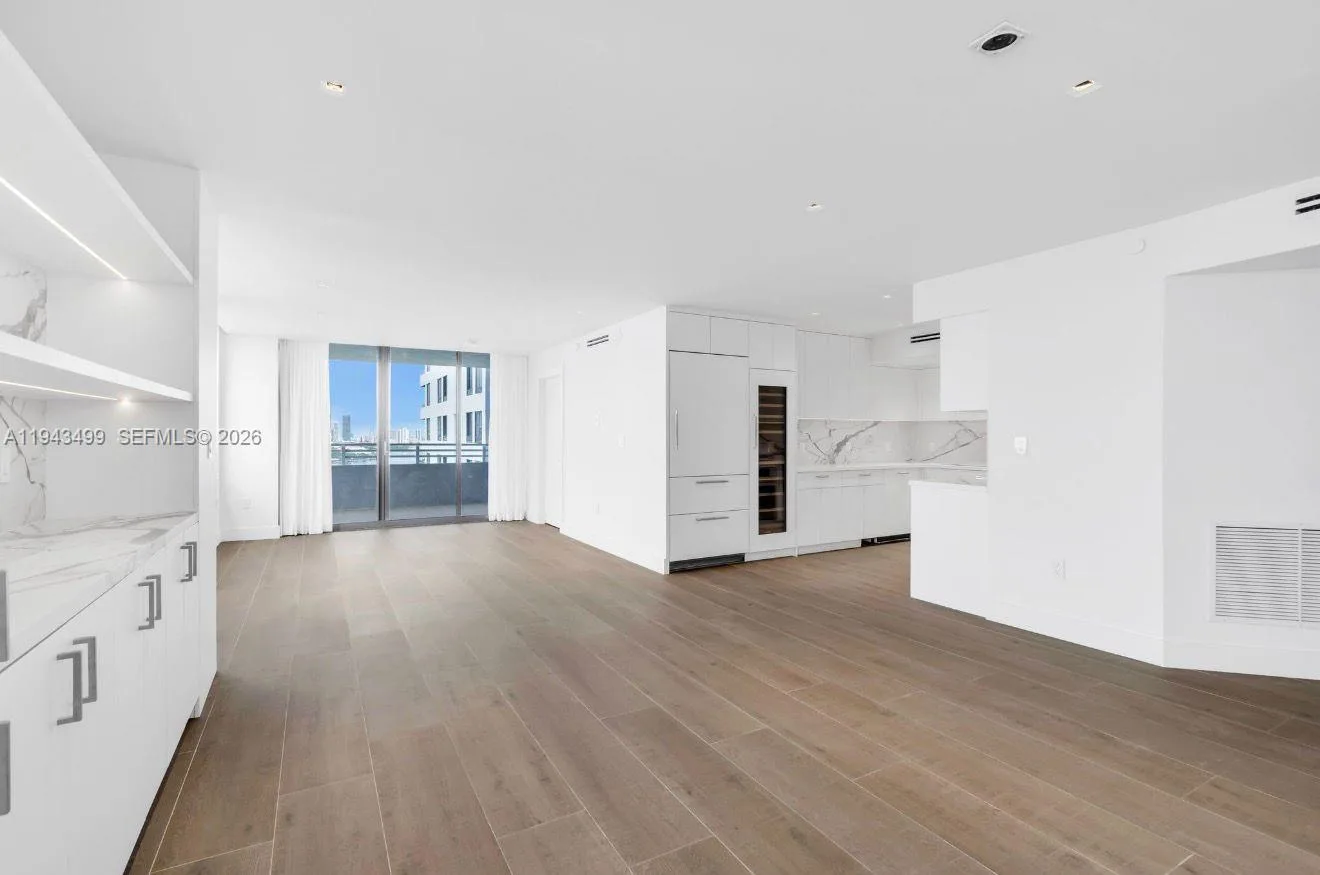 1330 West Ave # 2708, Miami Beach, FL 33139 photo 9