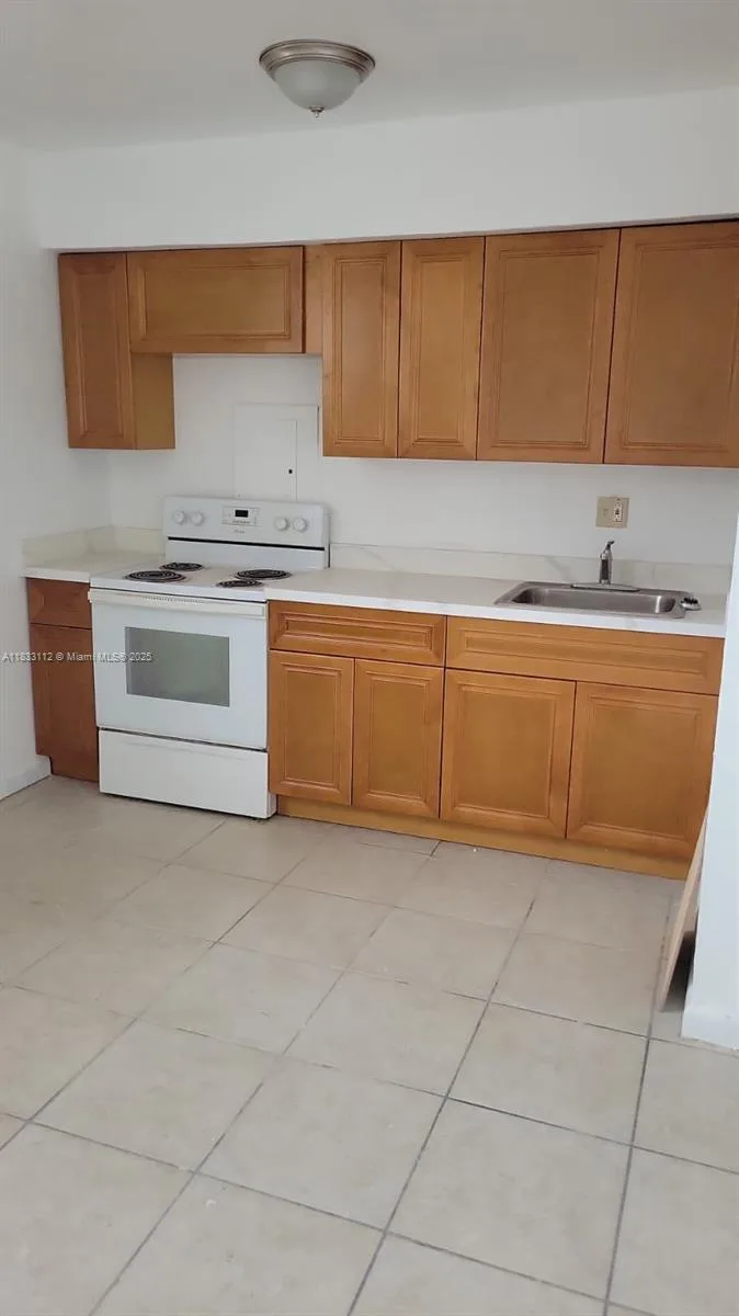 1406 NW 2nd Ave # 2, Florida City, FL 33034 photo 3