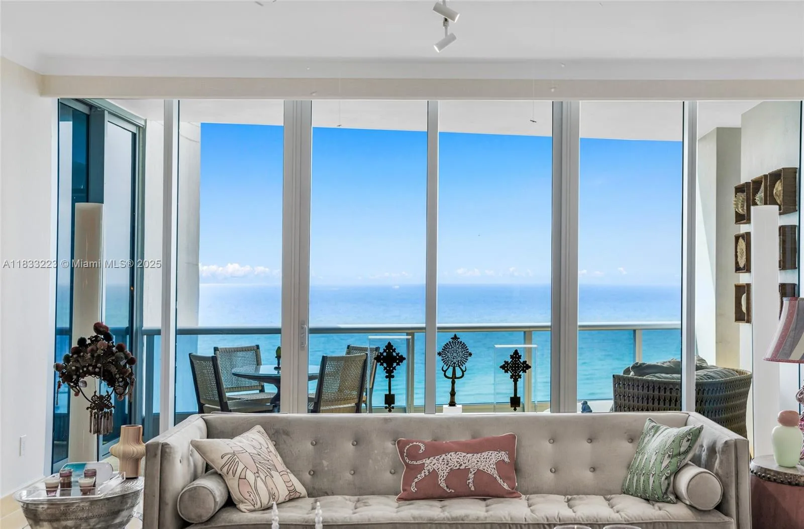 5959 Collins Ave # 1404, Miami Beach, FL 33140 photo 3