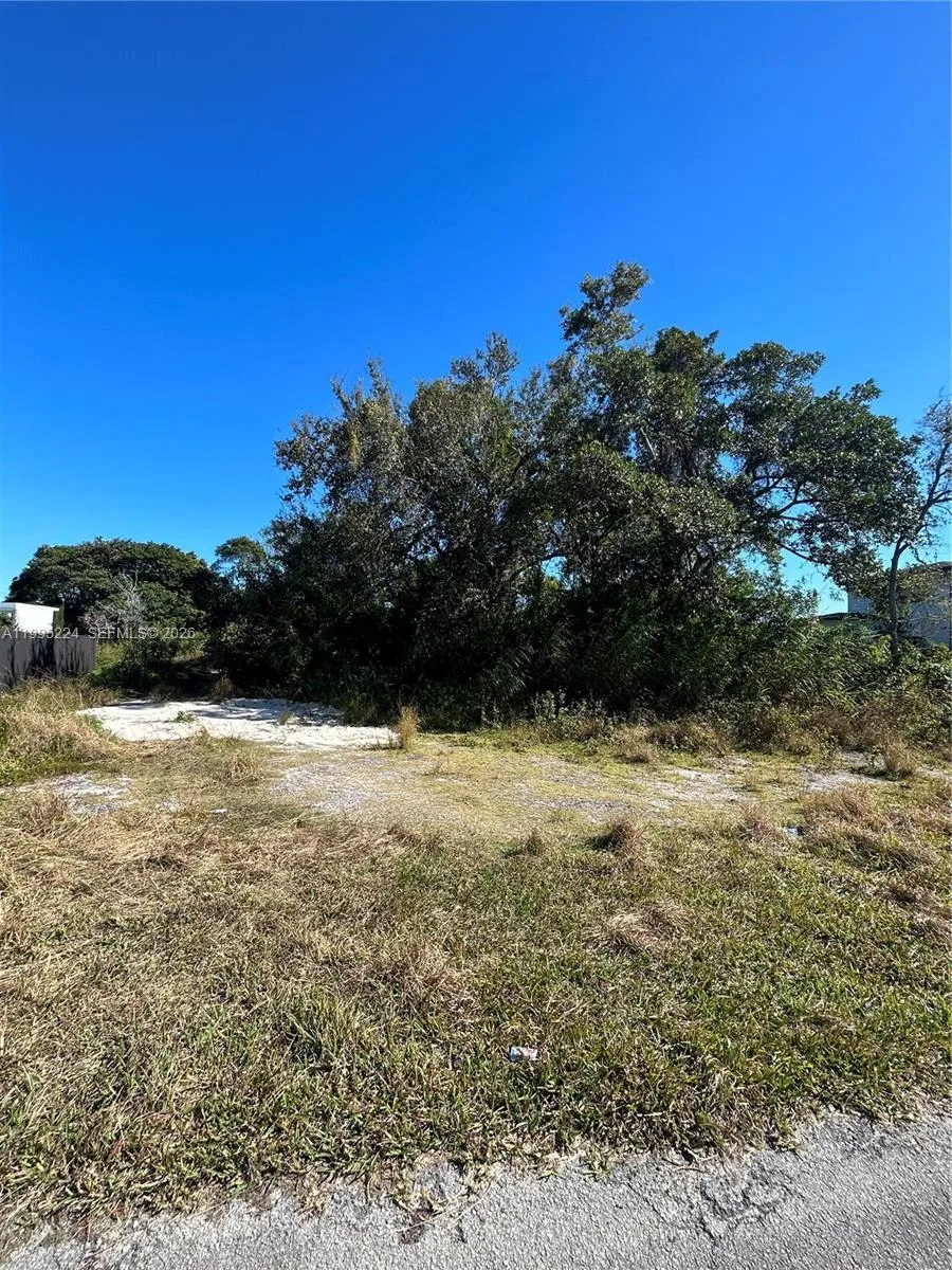 21840 Sw 112th Ct, Unincorporated Dade County, FL 33170 photo 2