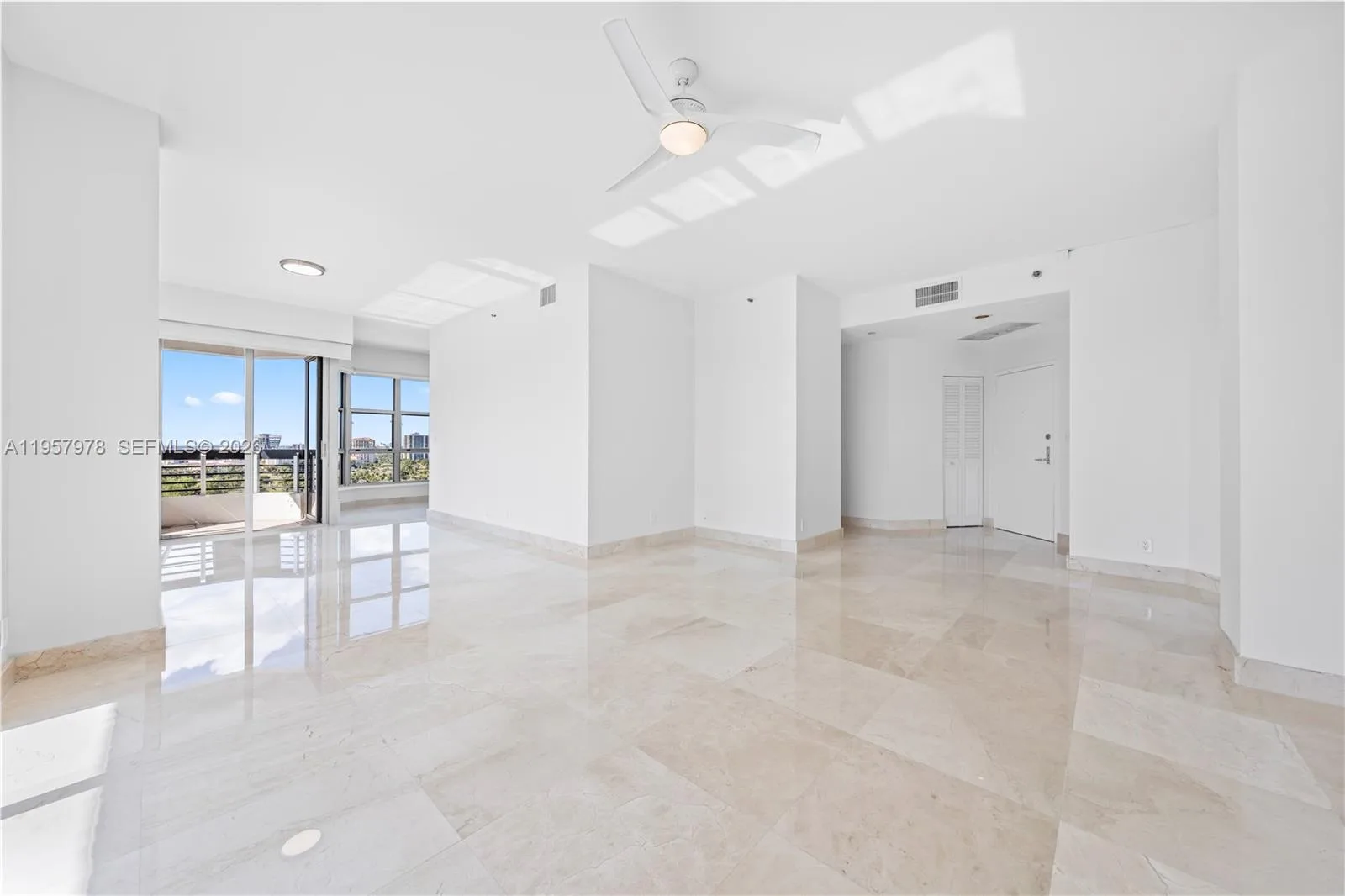 3600 Mystic Pointe Dr # PH6, Aventura, FL 33180 photo 11