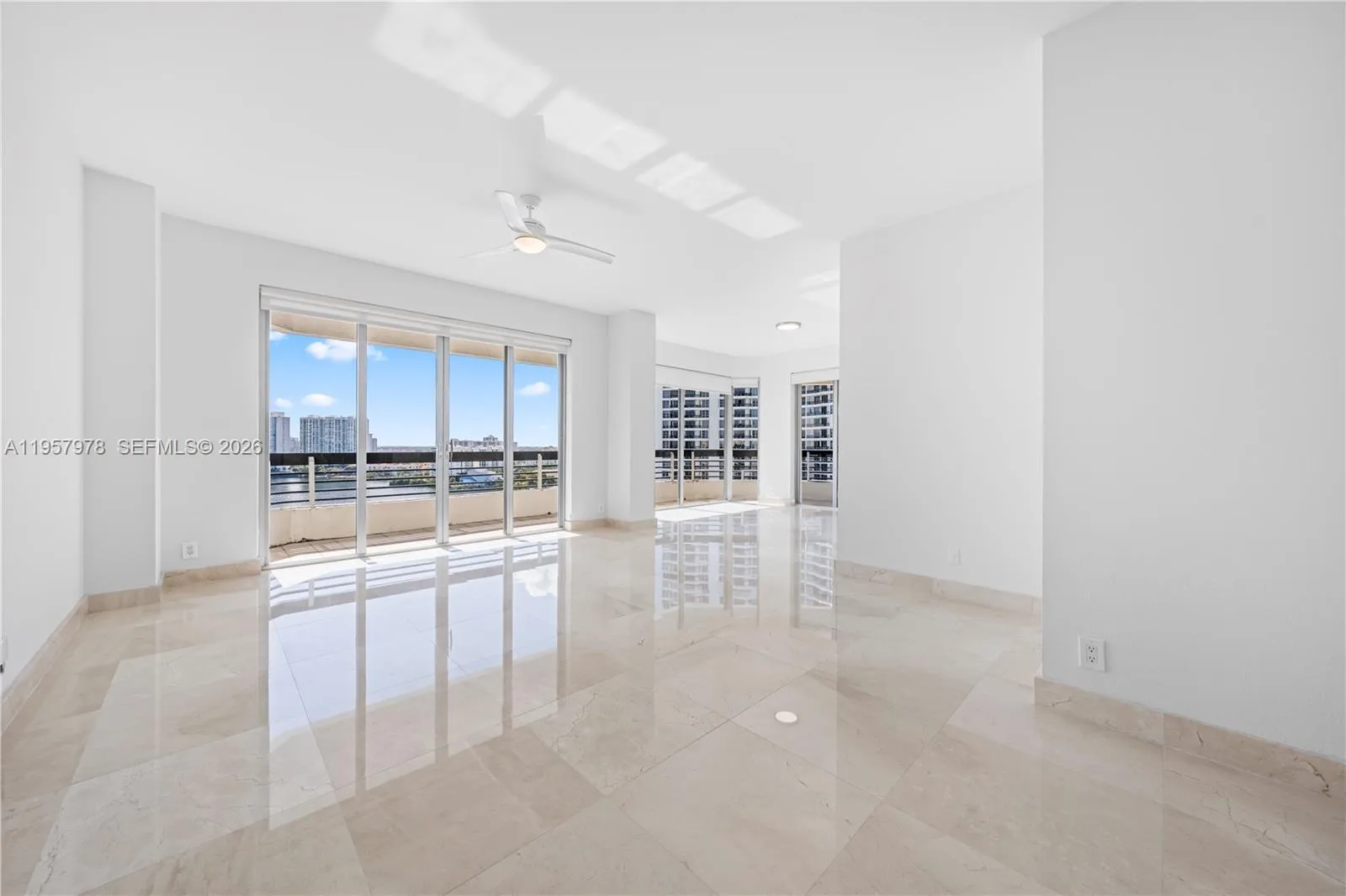 3600 Mystic Pointe Dr # PH6, Aventura, FL 33180 photo 12