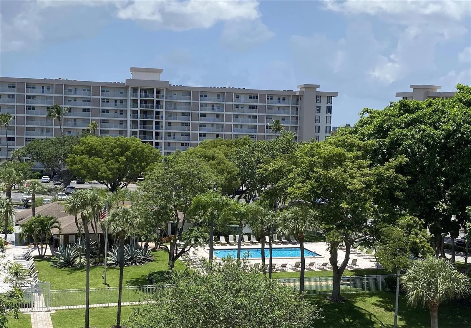 2671 S Course Drive # 602, Pompano Beach, FL 33069
