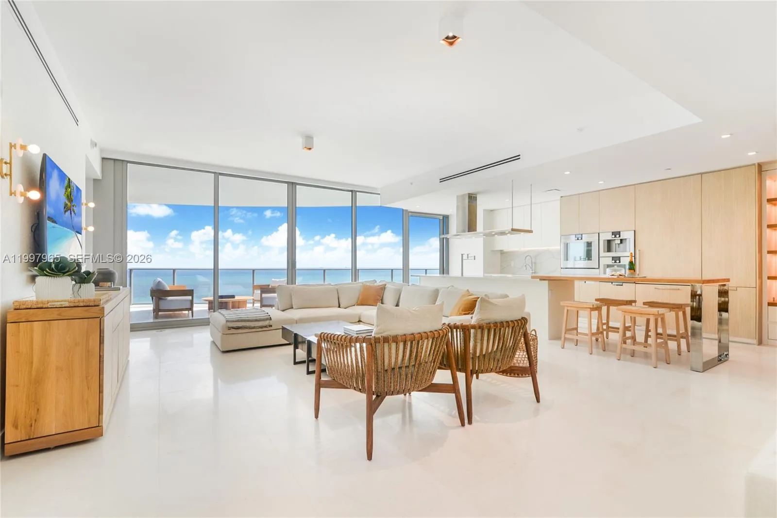 15701 Collins Ave # 2302, Sunny Isles Beach, FL 33160