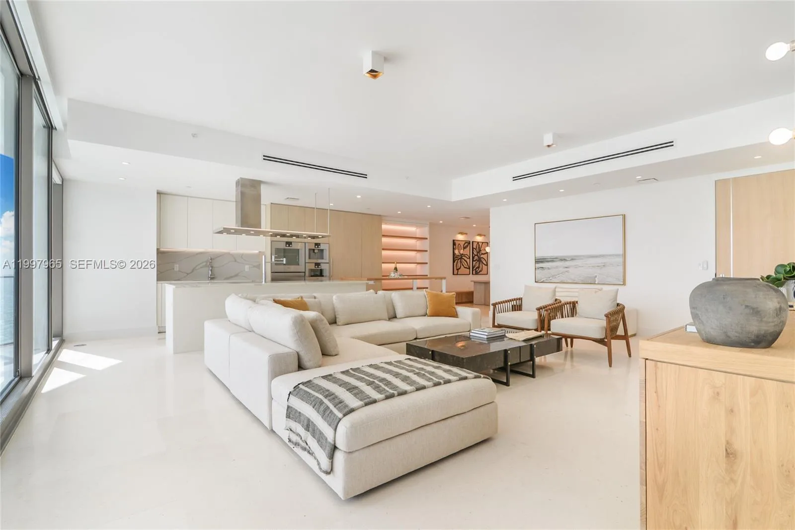 15701 Collins Ave # 2302, Sunny Isles Beach, FL 33160 photo 2