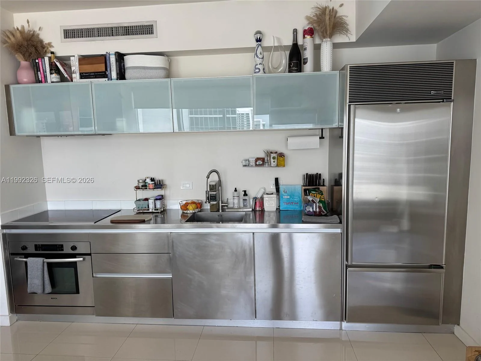 1040 Biscayne Blvd # 2605, Miami, FL 33132 photo 4