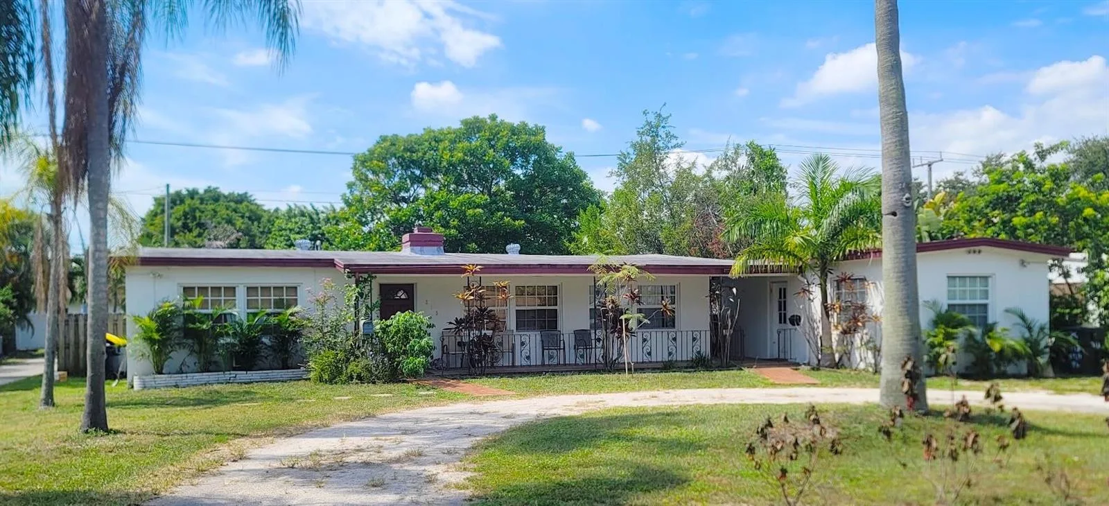 213 SW 3RD Place, Dania Beach, FL 33004 photo 2