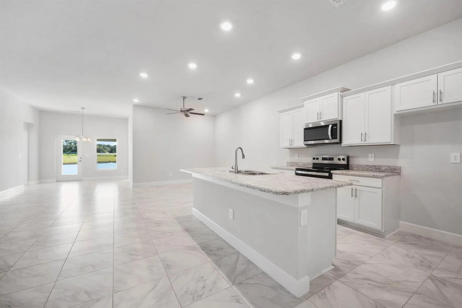 8646 Giovanni Avenue, Fort Pierce, FL 34951 photo 4