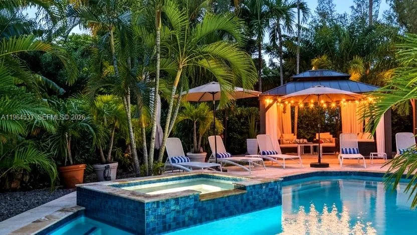 6180 Pine Tree Dr, Miami Beach, FL 33140 photo 4