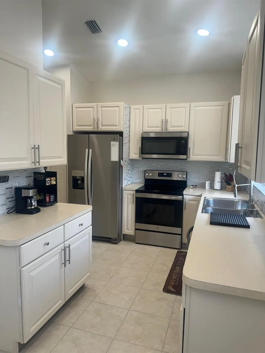 8133 Mulligan Circle, Port St. Lucie, FL 34986 photo 3