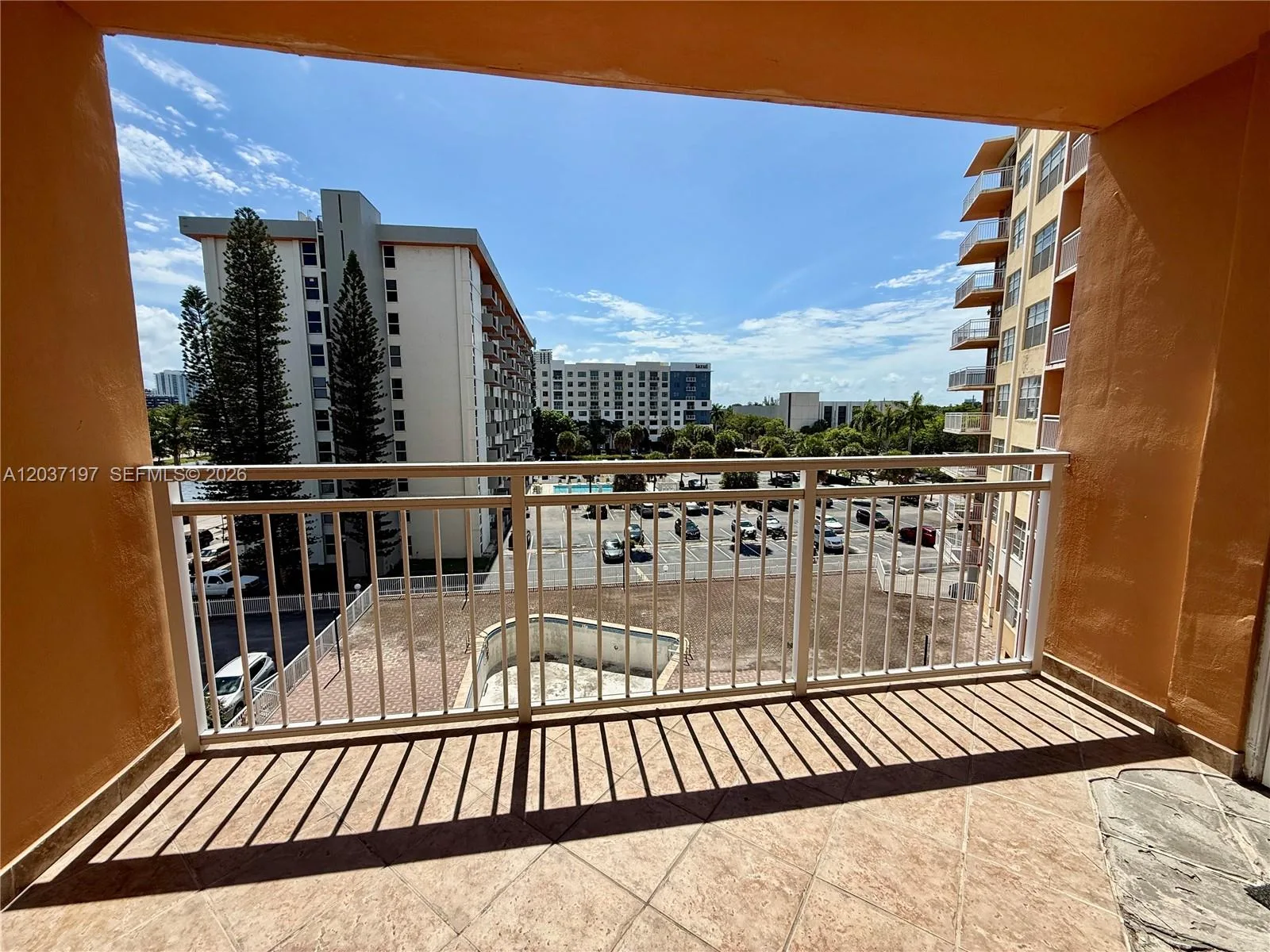 2025 NE 164th St # 507, North Miami Beach, FL 33162