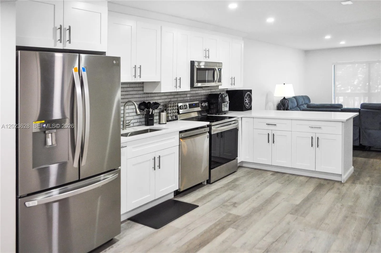 1021 Mockingbird Ln # 202, Plantation, FL 33324