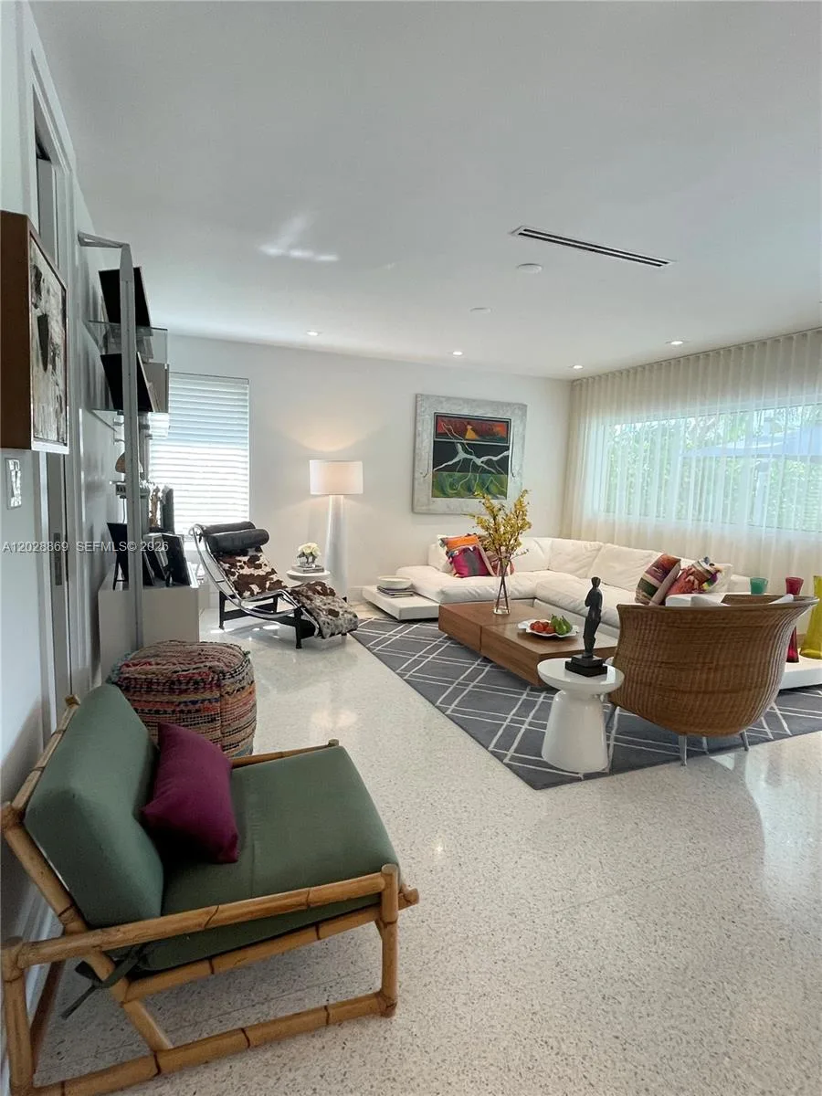 9121 SW 85th St, Miami, FL 33173 photo 6