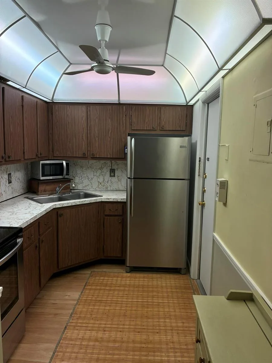 659 W Oakland Park Boulevard # 204-c, Oakland Park, FL 33311 photo 4