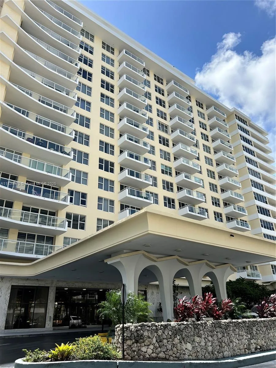 5600 Collins Ave # 15V, Miami Beach, FL 33140 photo 3