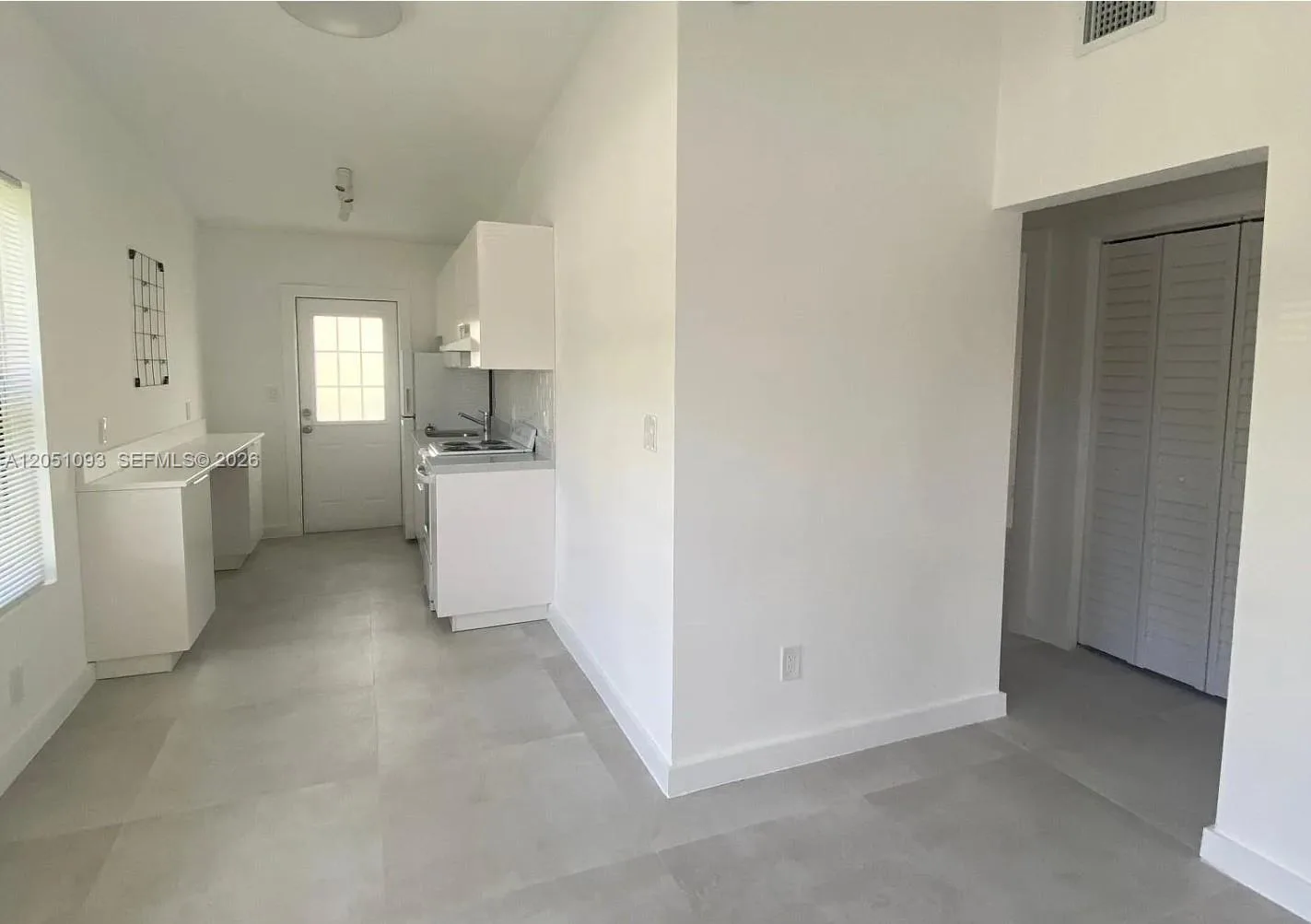 2001 NE 167th St # 1, North Miami Beach, FL 33162 photo 6