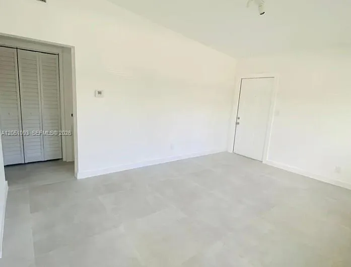2001 NE 167th St # 1, North Miami Beach, FL 33162 photo 7