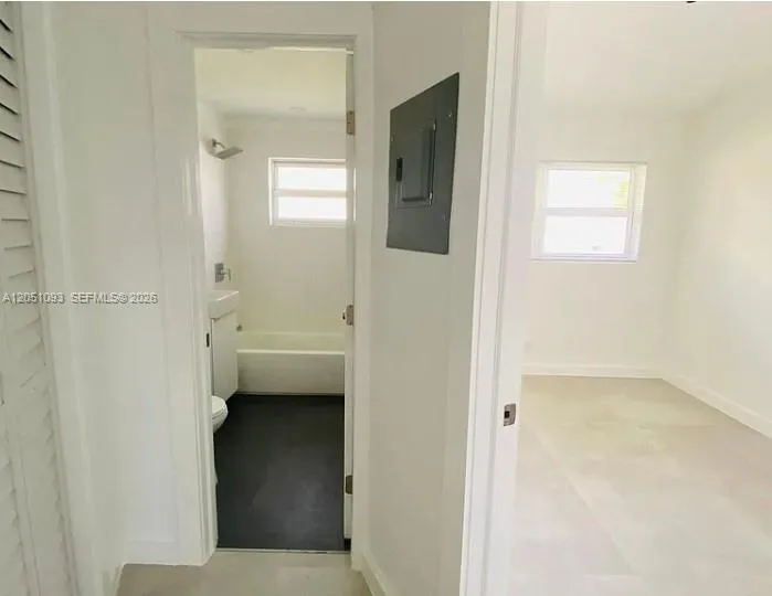 2001 NE 167th St # 1, North Miami Beach, FL 33162 photo 8