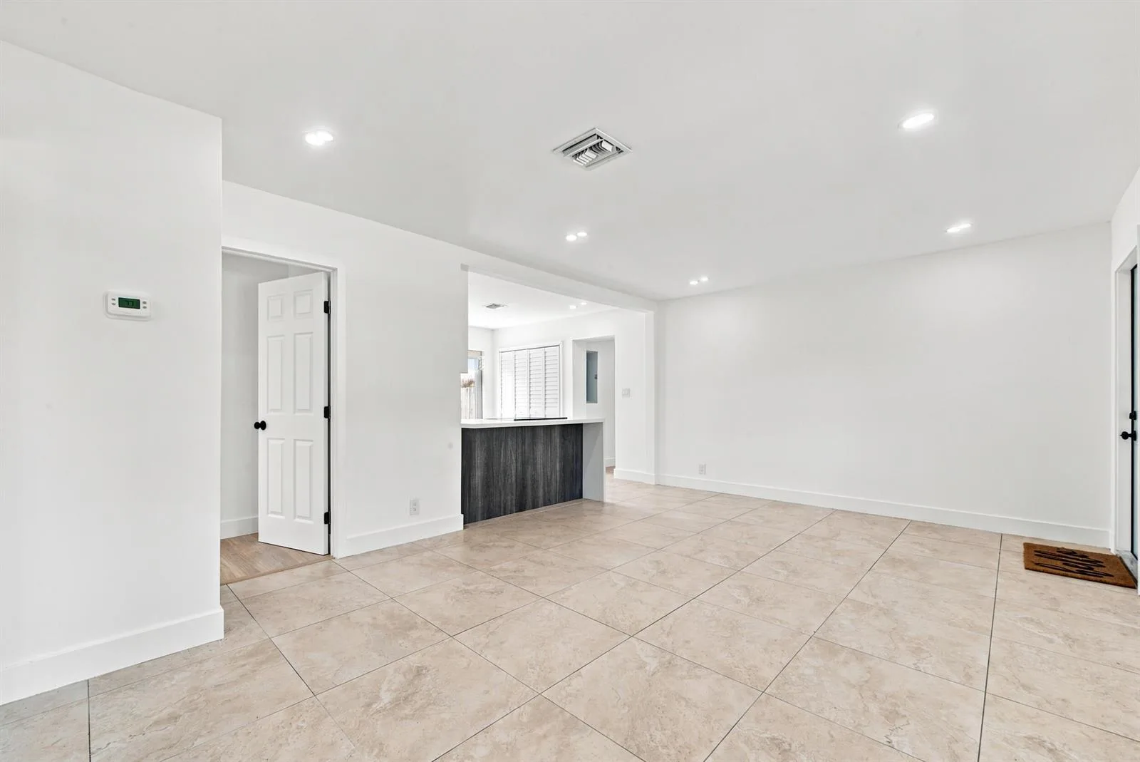 4841 NE 5th Terrace, Fort Lauderdale, FL 33334 photo 9