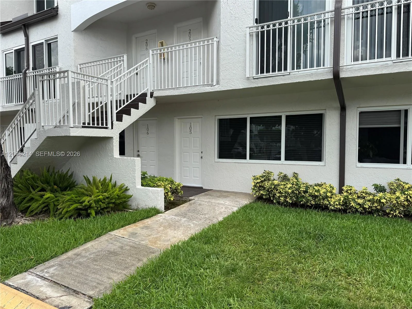 8695 NW 6th Ln # 2-105, Miami, FL 33126 photo 2