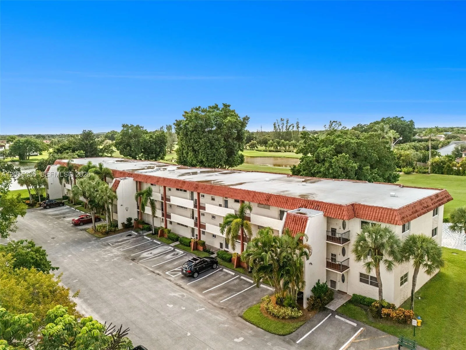 9811 N Hollybrook Lake Dr # 103, Pembroke Pines, FL 33025