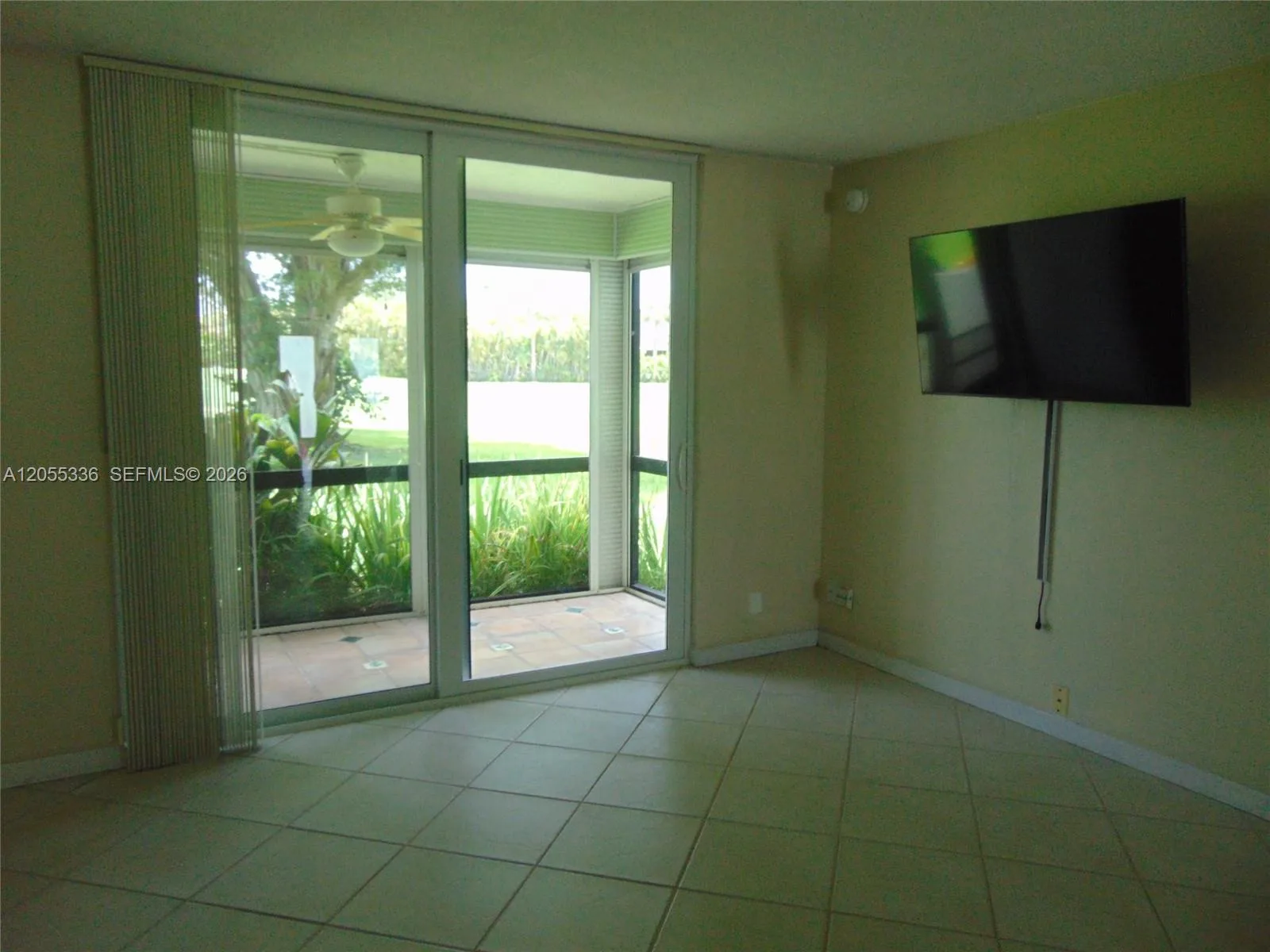 9811 N Hollybrook Lake Dr # 103, Pembroke Pines, FL 33025 photo 13