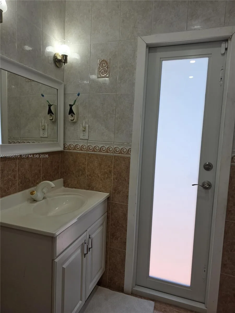 12941 Auralia Rd, North Miami, FL 33181 photo 10
