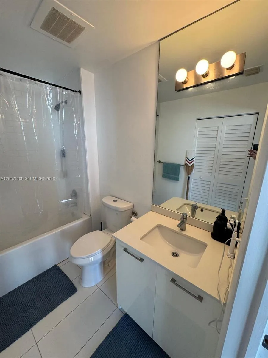 151 SE 1st St # 2102, Miami, FL 33131 photo 7