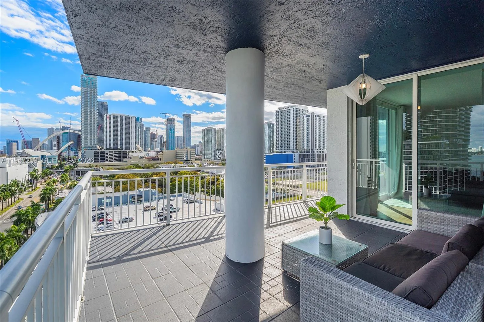 275 NE 18th St # 1207, Miami, FL 33132 photo 4