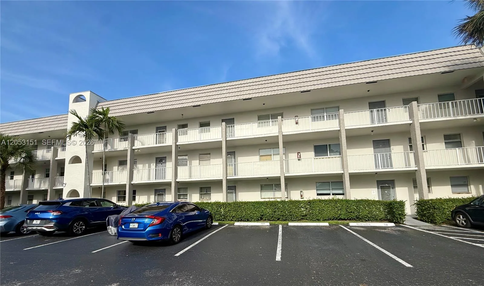 8590 Sunrise Lakes Blvd # 309, Sunrise, FL 33322