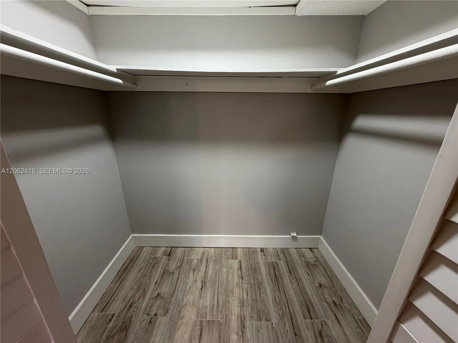 5071 W Oakland Park Blvd # 205, Lauderdale Lakes, FL 33313 photo 3