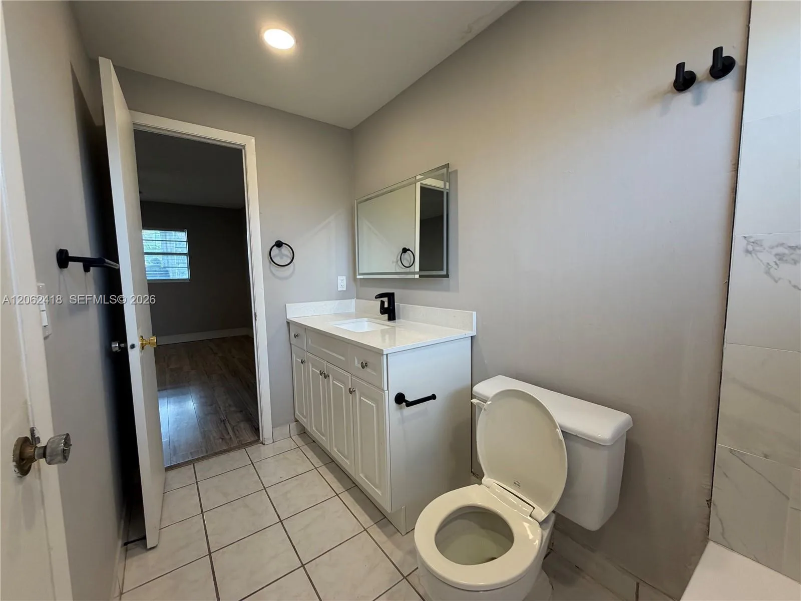 5071 W Oakland Park Blvd # 205, Lauderdale Lakes, FL 33313 photo 7
