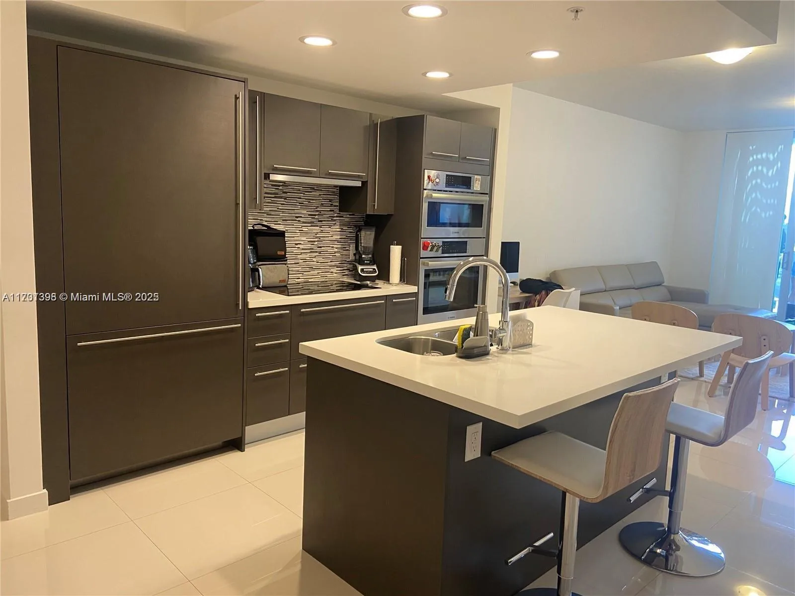 7825 NW 107th Ave # 718, Doral, FL 33178 photo 6