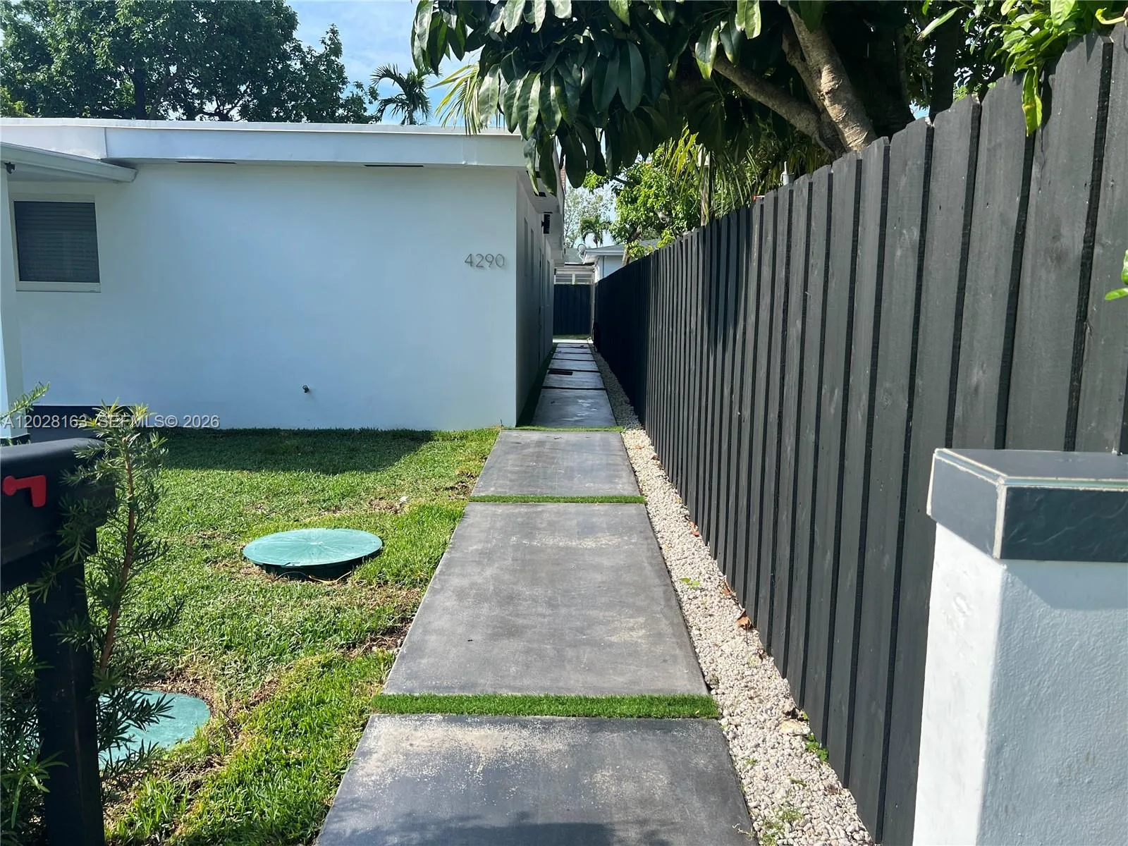 4290 SW 9th St # B, Miami, FL 33134 photo 2