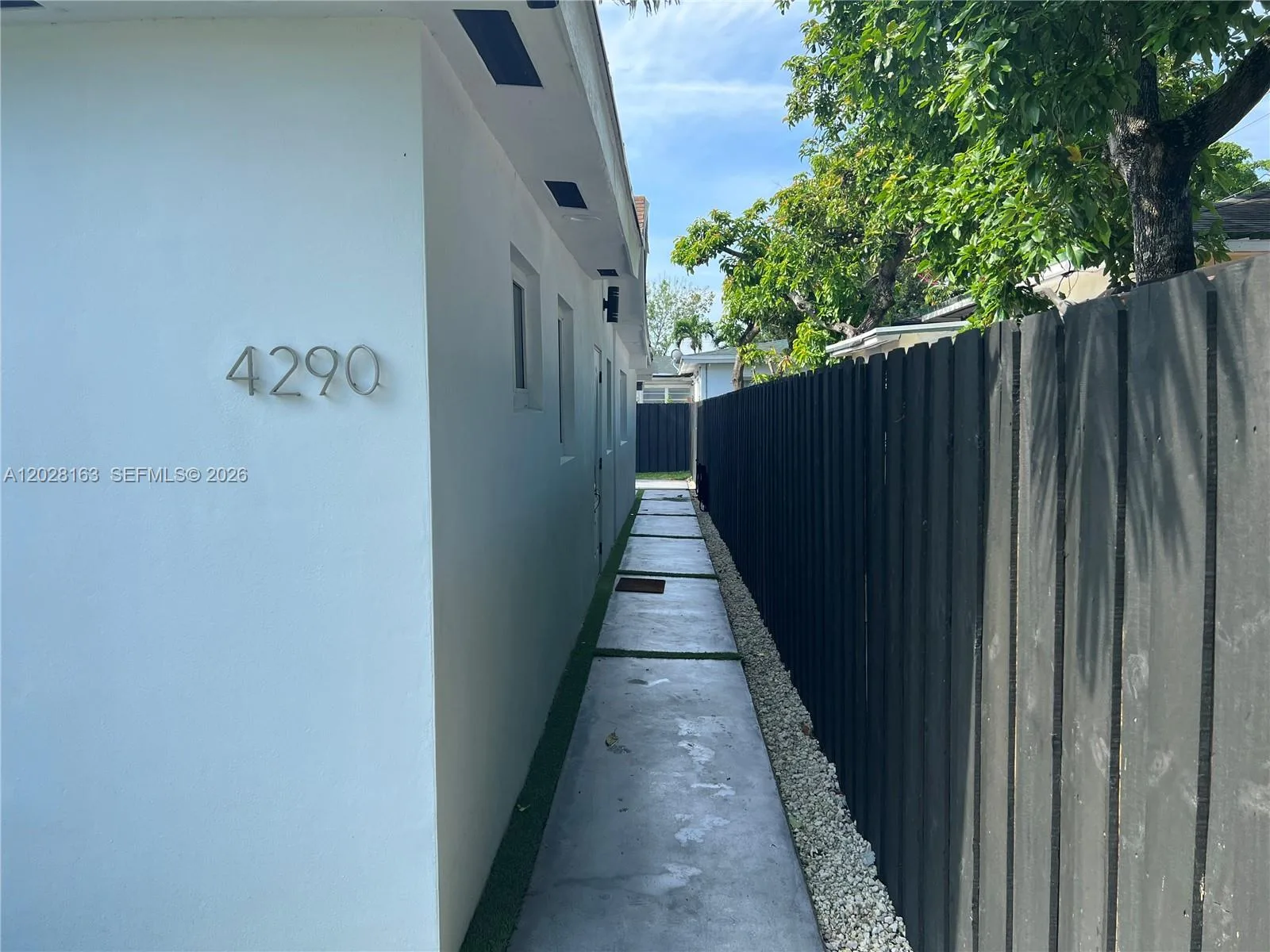 4290 SW 9th St # B, Miami, FL 33134 photo 3