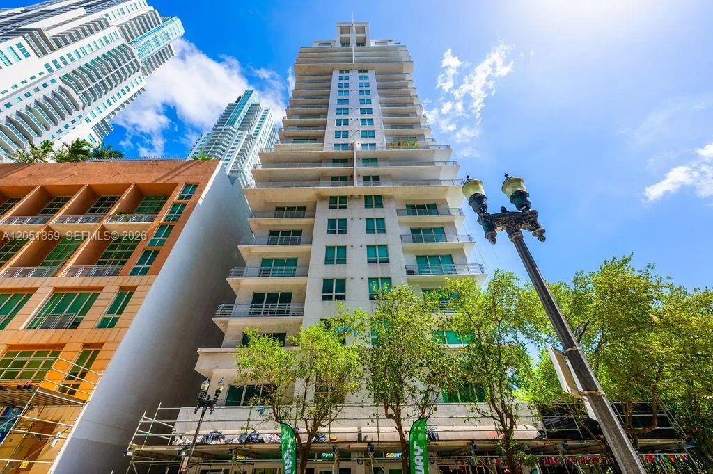 234 NE 3rd St # 909, Miami, FL 33132