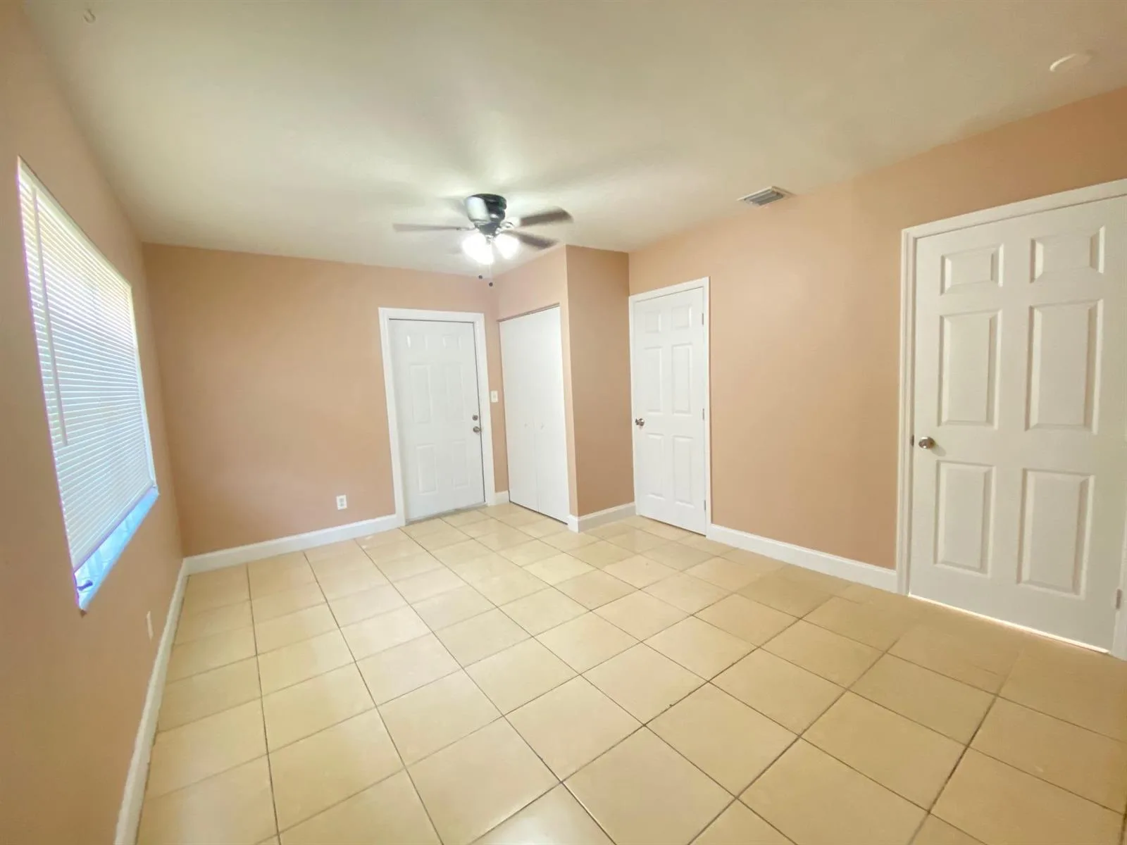 16 NE 9th Avenue, Deerfield Beach, FL 33441 photo 8
