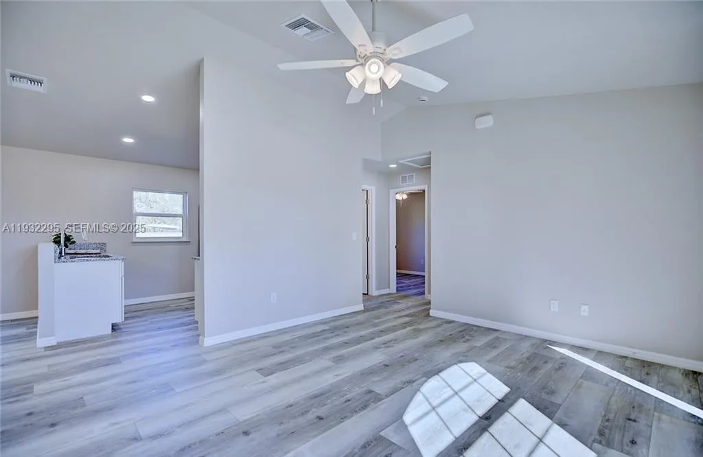 2426 W Wellston Road, Avon Park, FL 33825 photo 5