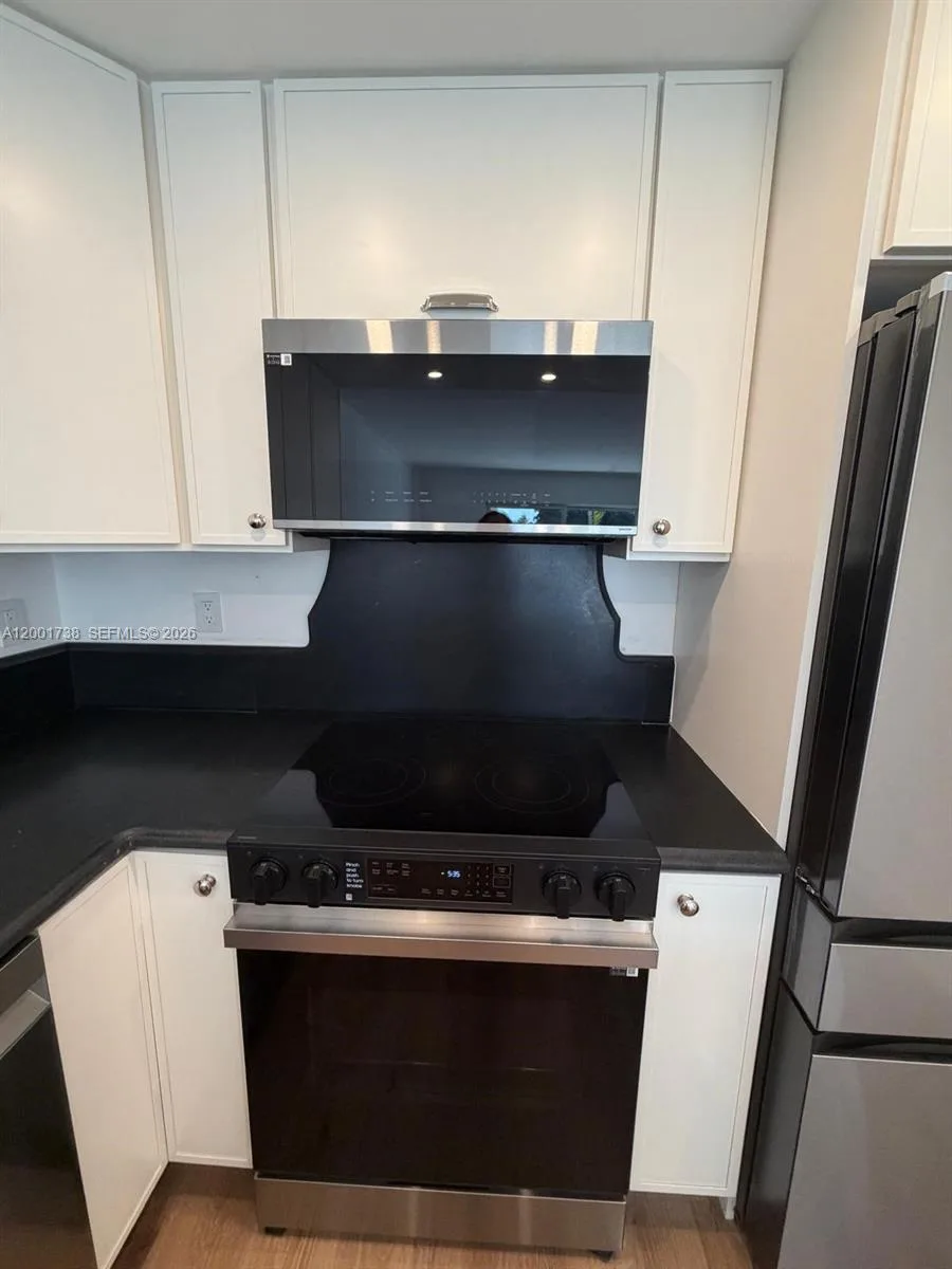 2900 NE 30th St # F2, Fort Lauderdale, FL 33306 photo 4