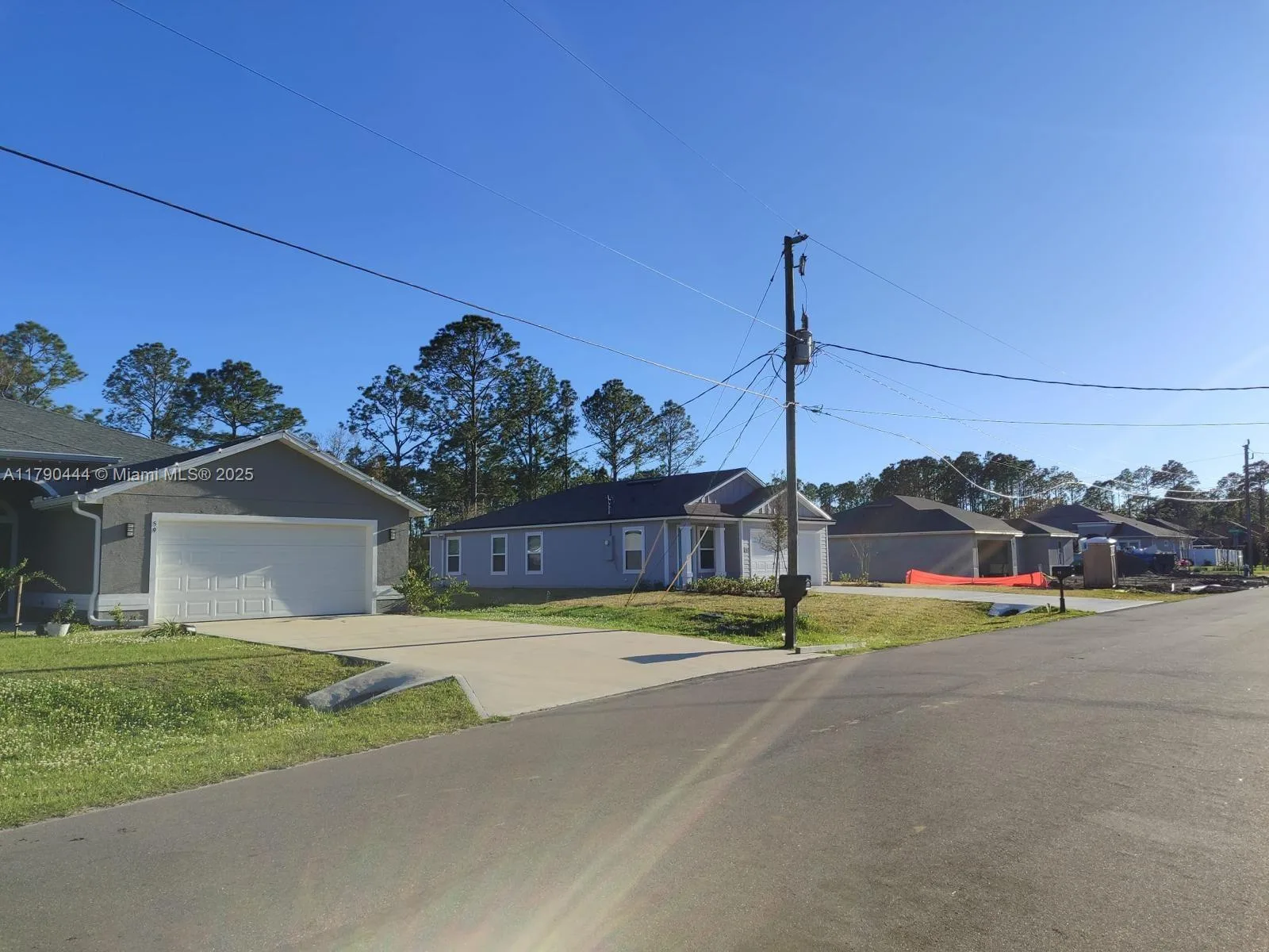 4 Serra CT, Palm Coast, FL 32164 photo 2