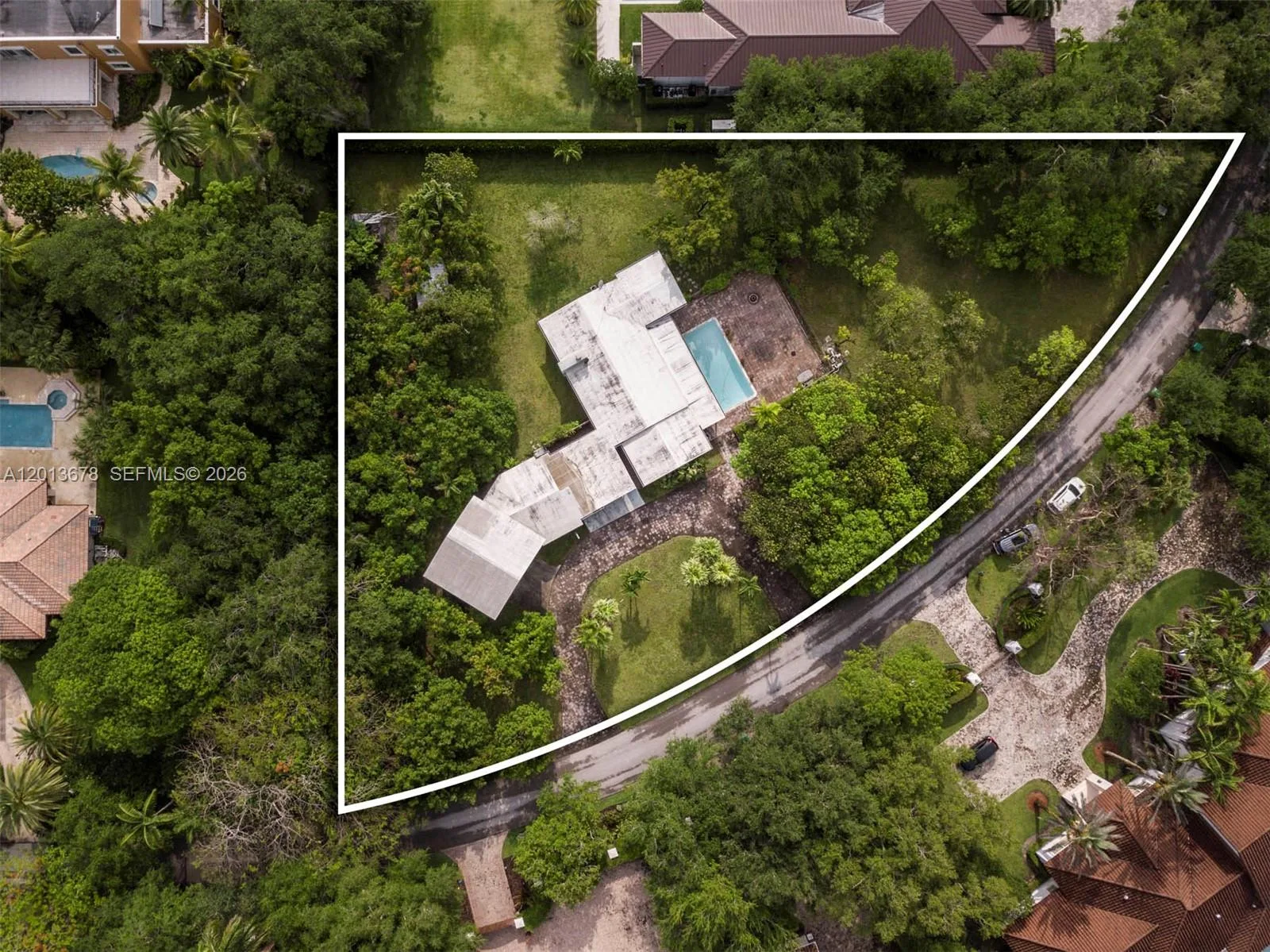 10851 SW 68th Ave, Pinecrest, FL 33156 photo 4