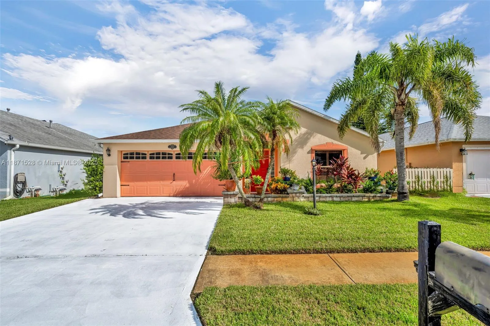 3122 Cauthen Creek, Melbourne, FL 32934 photo 2