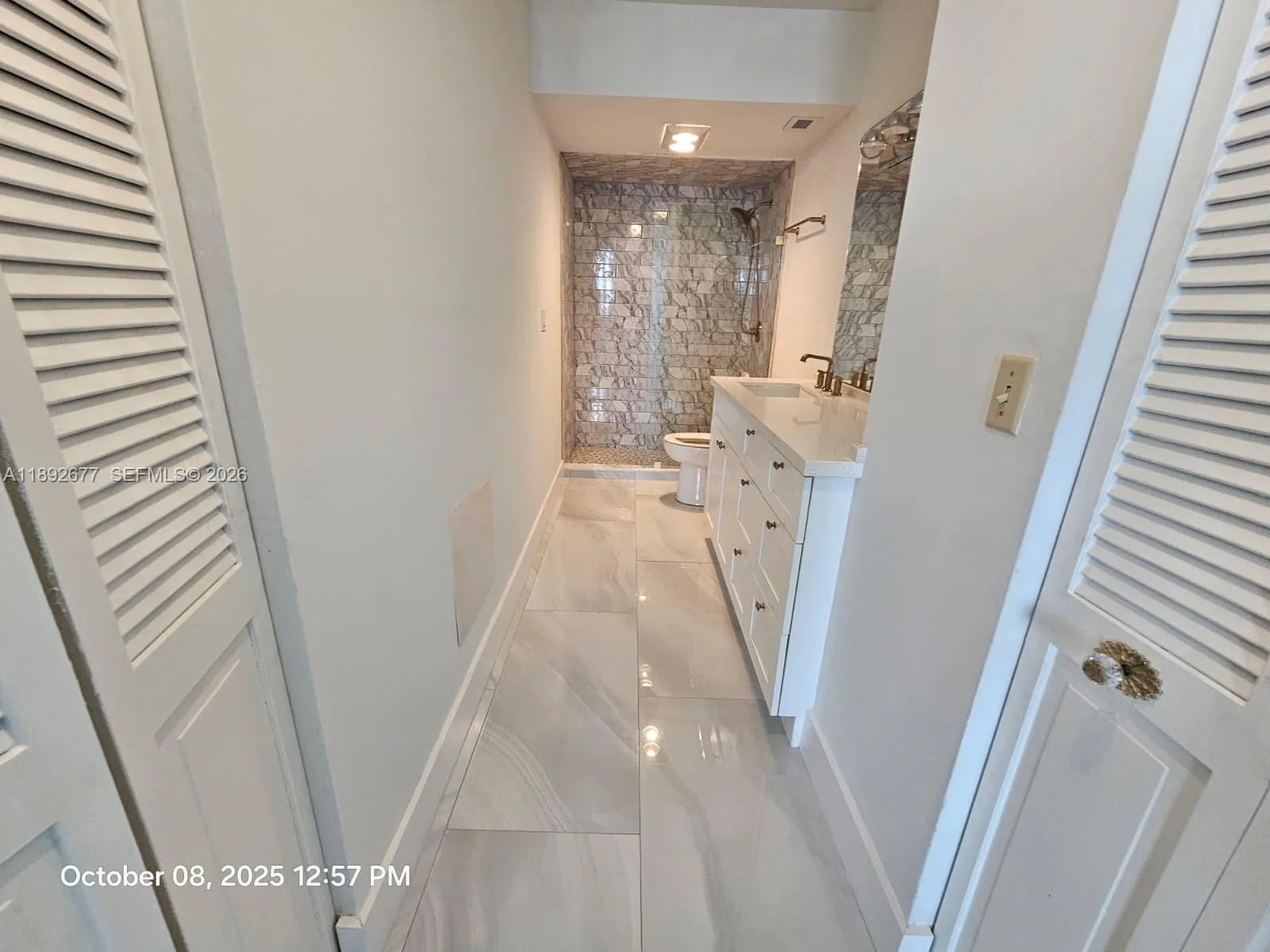 500 Bayview Dr # 222, Sunny Isles Beach, FL 33160 photo 8