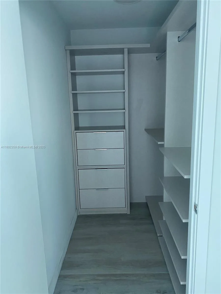 650 NE 32nd St # 3108, Miami, FL 33137 photo 6