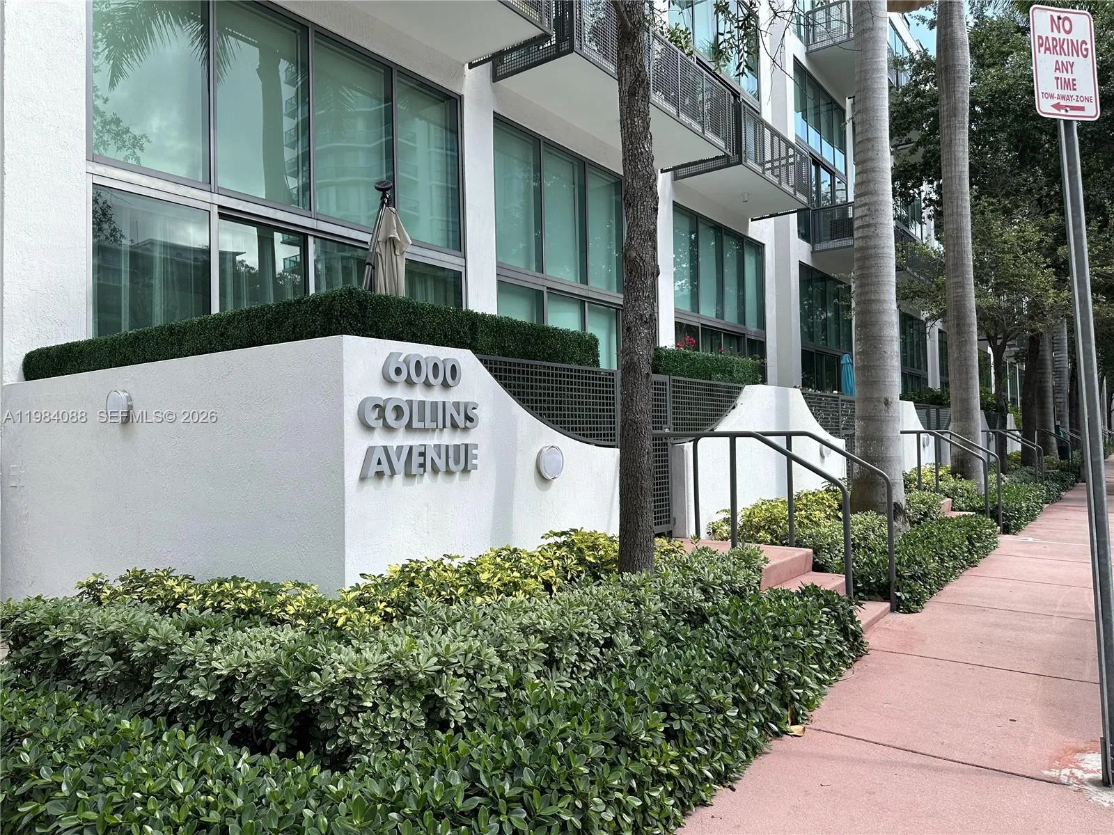 6000 Collins Ave # 111, Miami Beach, FL 33140