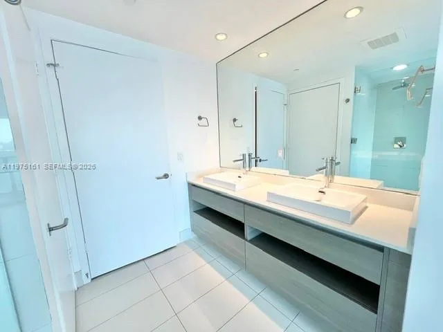 460 NE 28 ST # 3203, Miami, FL 33137 photo 11