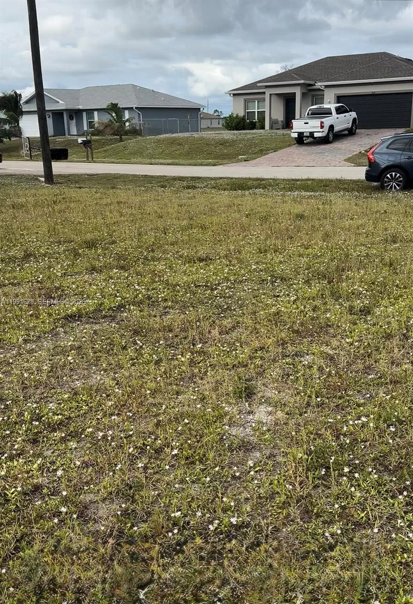 620 NW 28th St, Cape Coral, FL 33993 photo 3